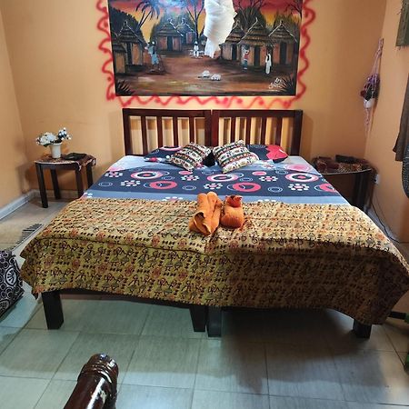 Casa Hotel Sinkiling Gambia Serrekunda Eksteriør billede