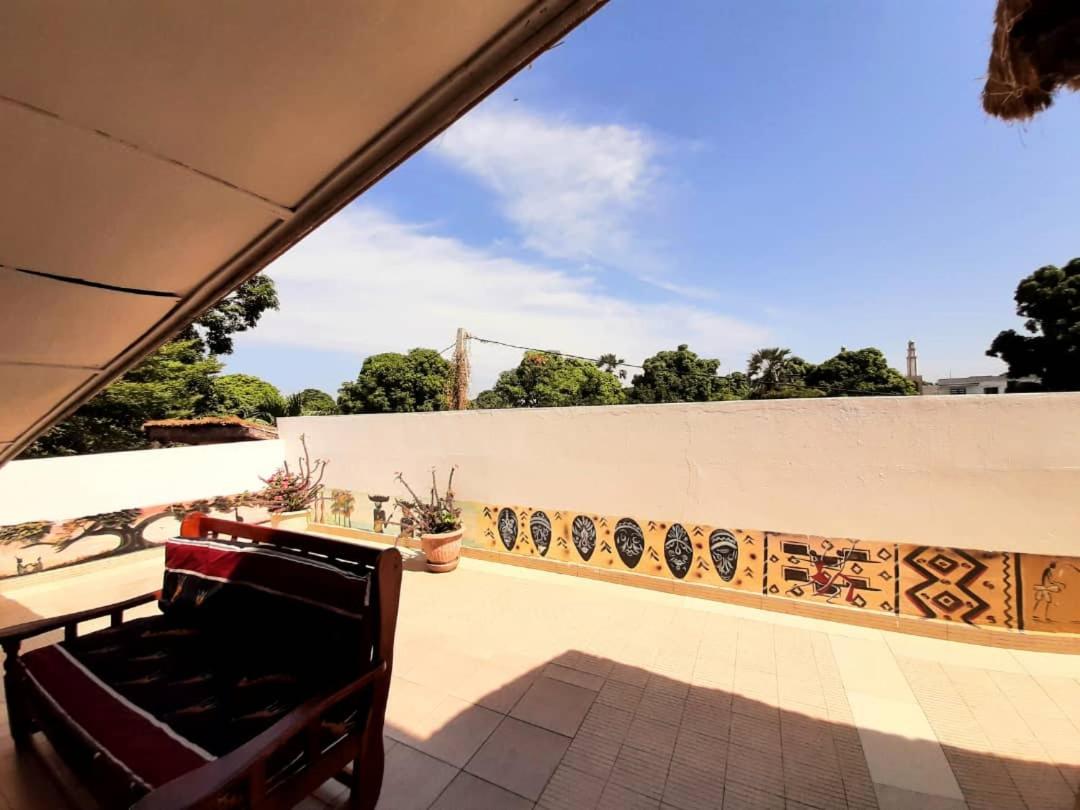 Casa Hotel Sinkiling Gambia Serrekunda Eksteriør billede