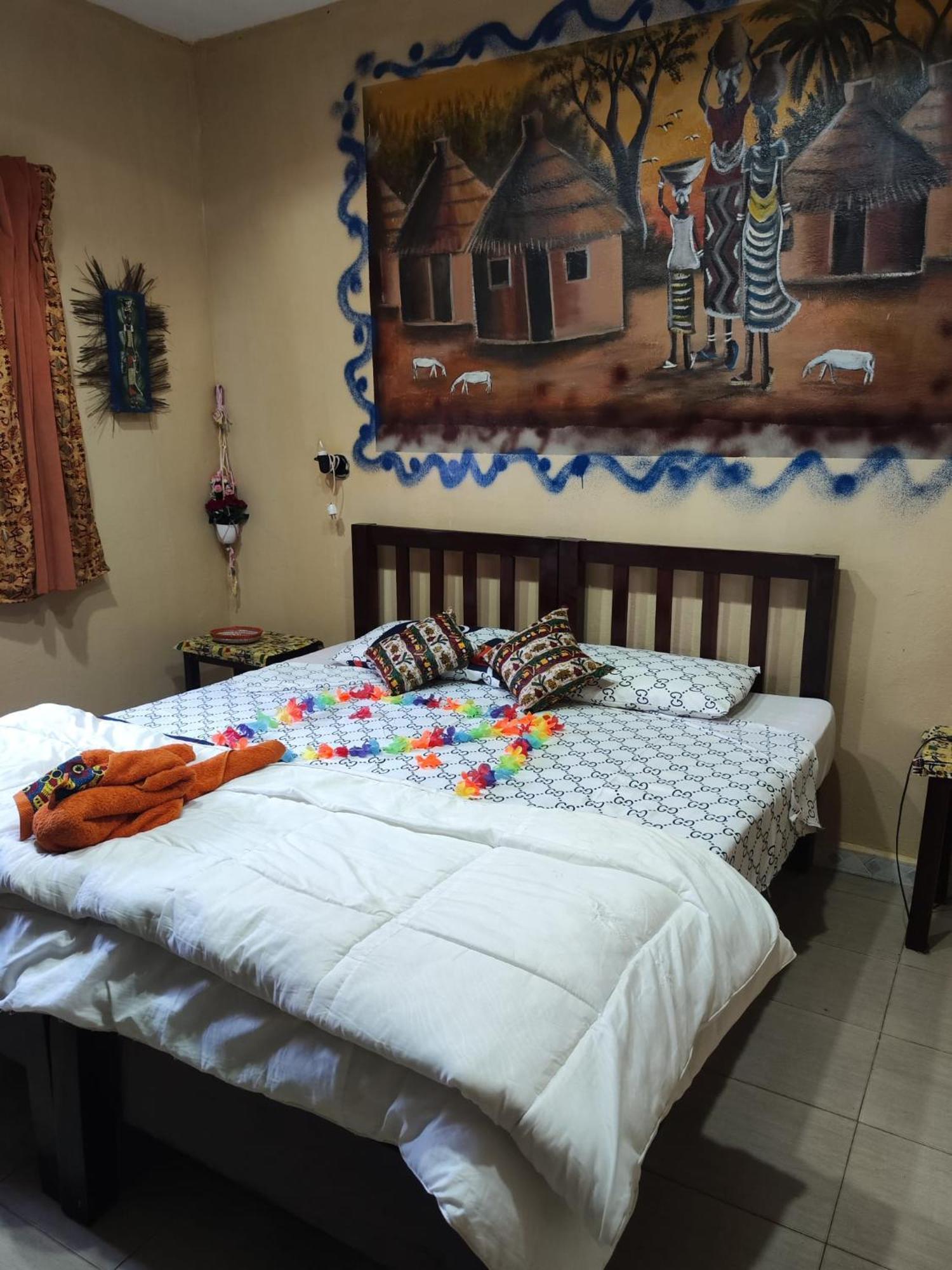 Casa Hotel Sinkiling Gambia Serrekunda Eksteriør billede